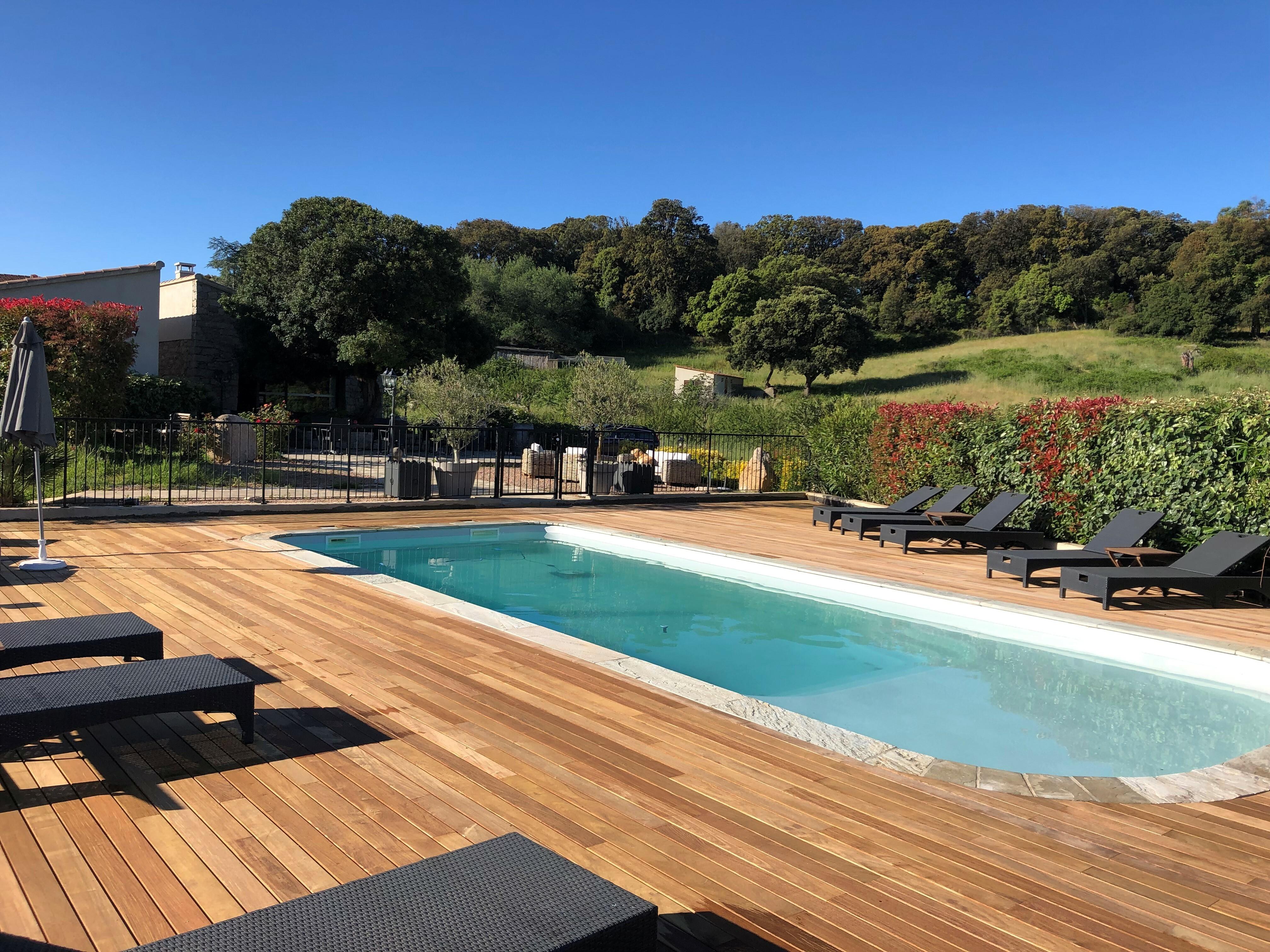 Coffret Cadeau en Corse LES BERGERIES D'ALATA à Ajaccio